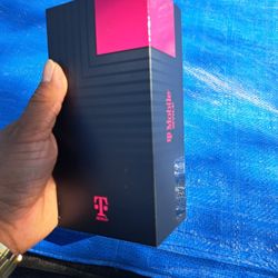 New Phones With Service