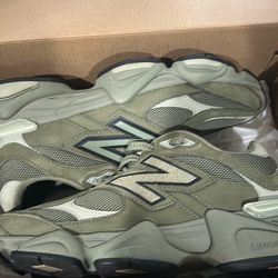 New Balance 9060 dark olive