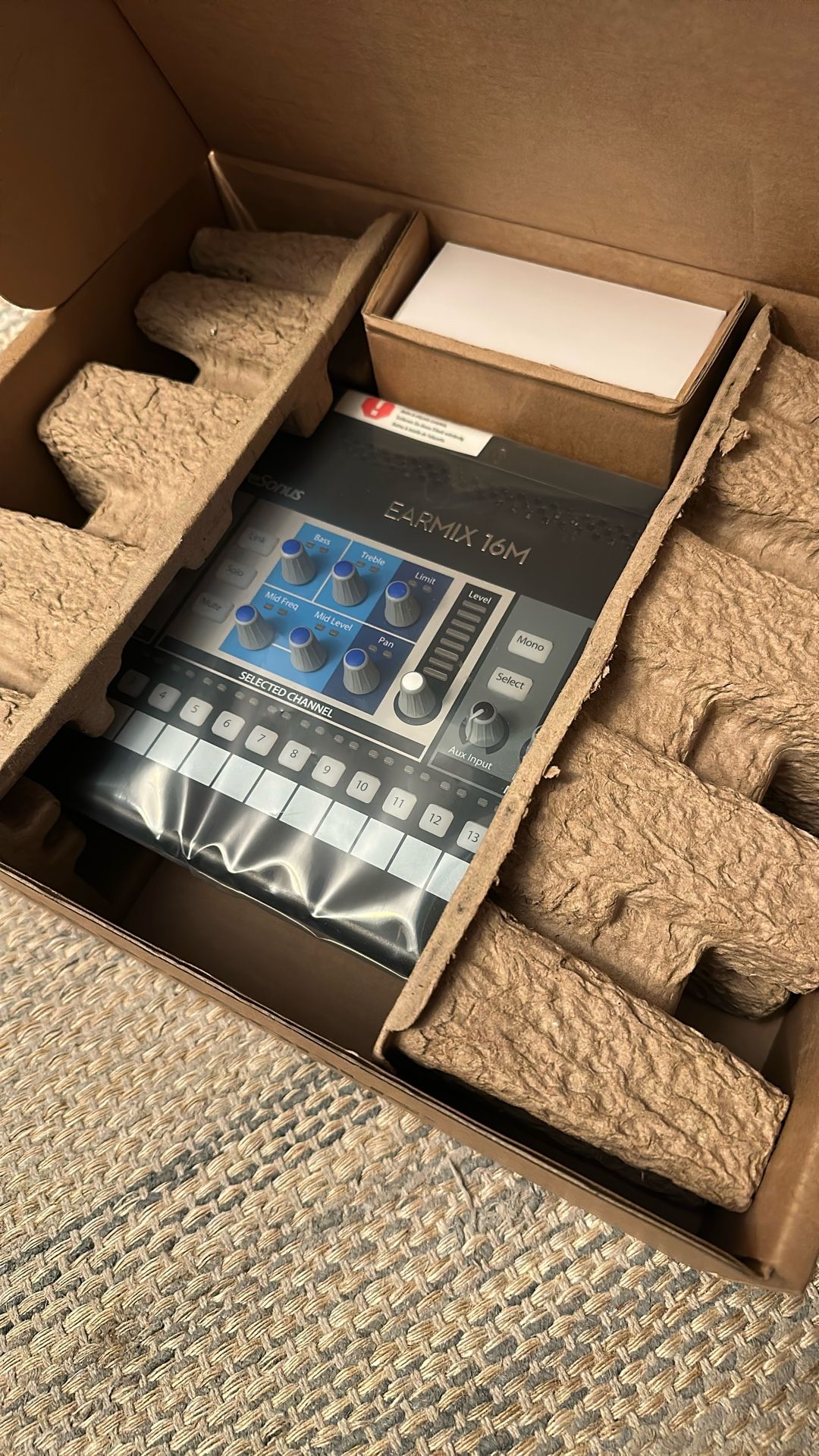 PreSonus EarMix 16M AVB Personal Monitor Mixer
