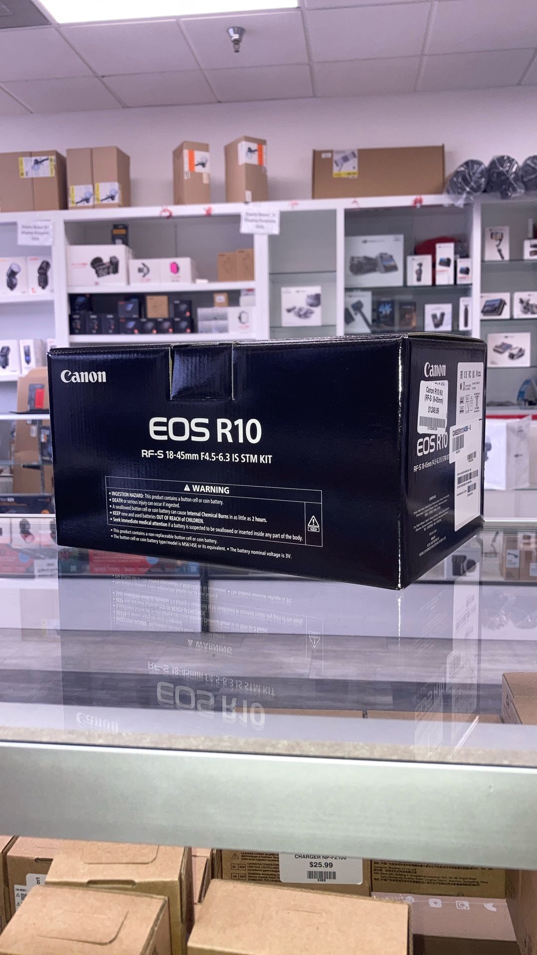 Canon R10 Kit (18-45mm)