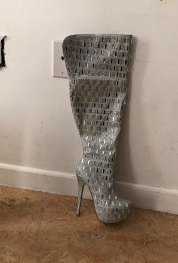 6.5 crystal boots brand new