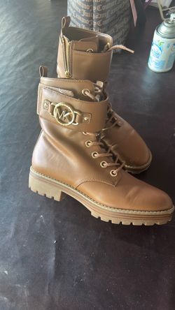Botas
