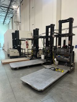 🚨 Warehouse Moving Sale – Crown Warehouse Equipment 🚨