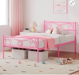 Twin bed for girl