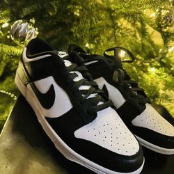 Brand New Nike Men’s Dunk Low Panda Size 9