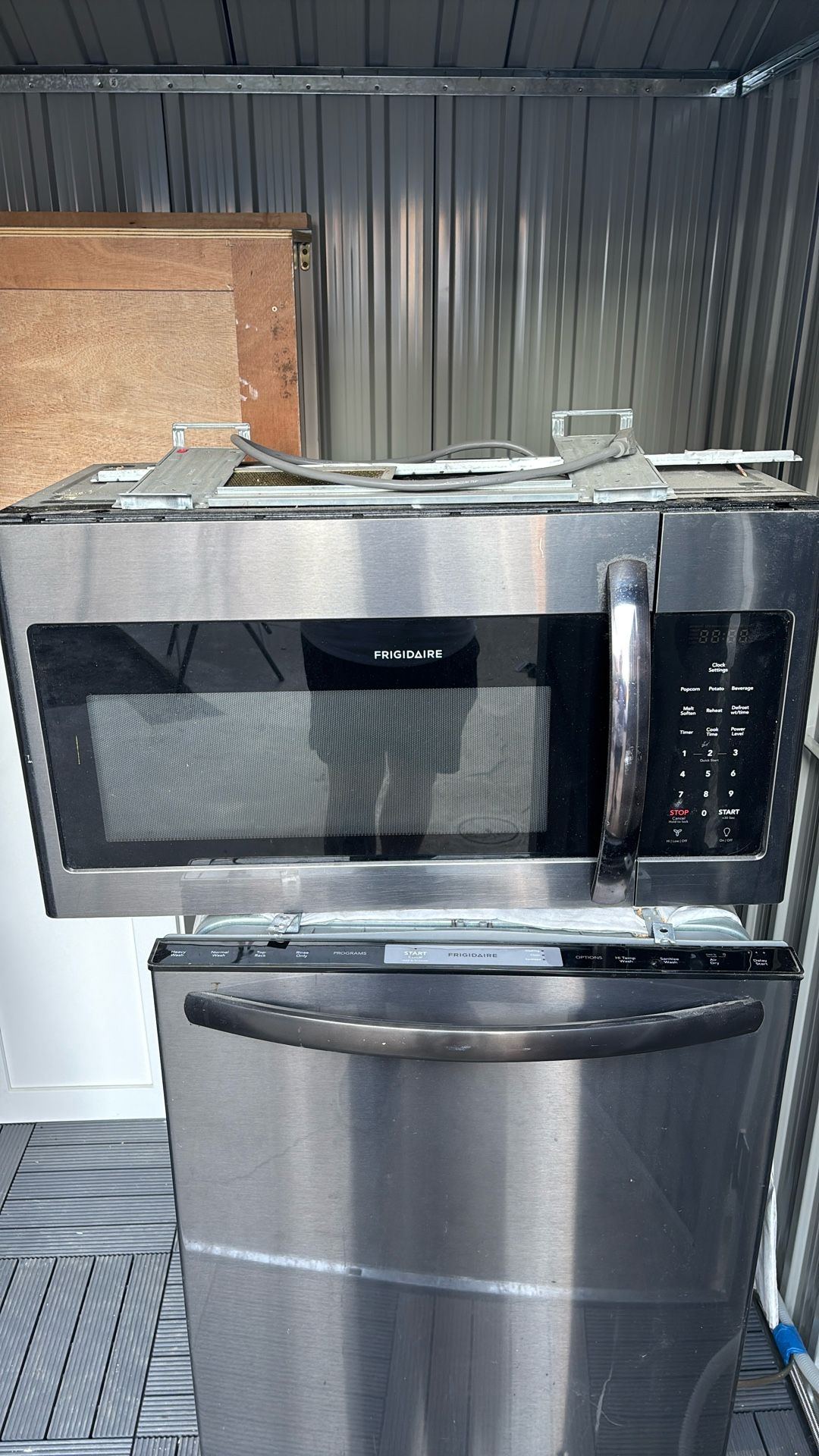 Frigidaire Microwave