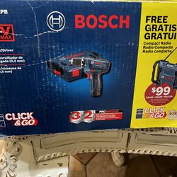 BOSCH 3/8 In Drill/driver With radio Included 
