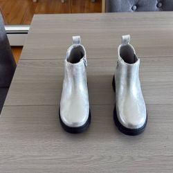 Girl Boot Size 13