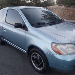 2000 Toyota Echo