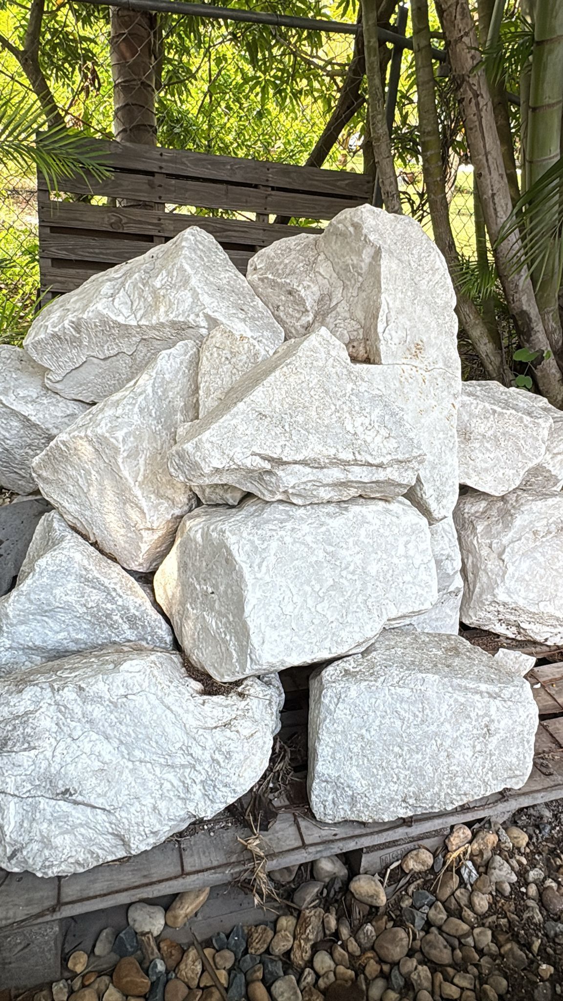 Large Marble Rocks Large White Marble Rocks - By The Pound for Sale in Fort Lauderdale, FL ...