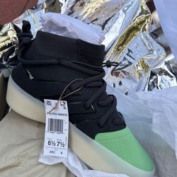 Adidas Fear Of God Athletics I Basketball 6.5 M / 7.5 W