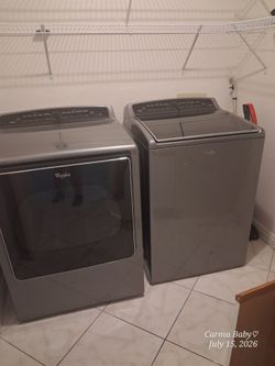 5.2 cu. ft. Smart Top Load Washer and 7.4 cu. ft. Smart Gas Dryer in Chrome Shadow Set