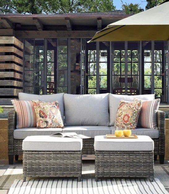 Set of 4 outdoor patio furniture with cushions 