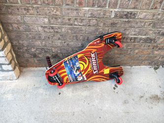 Fuzion Spinner Shark 4 Four Wheel Kneeboard Knee Board Red w/ Brake for  Sale in Holly Springs, NC - OfferUp