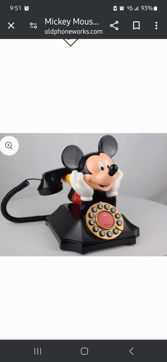 Mickey mouse talking desk