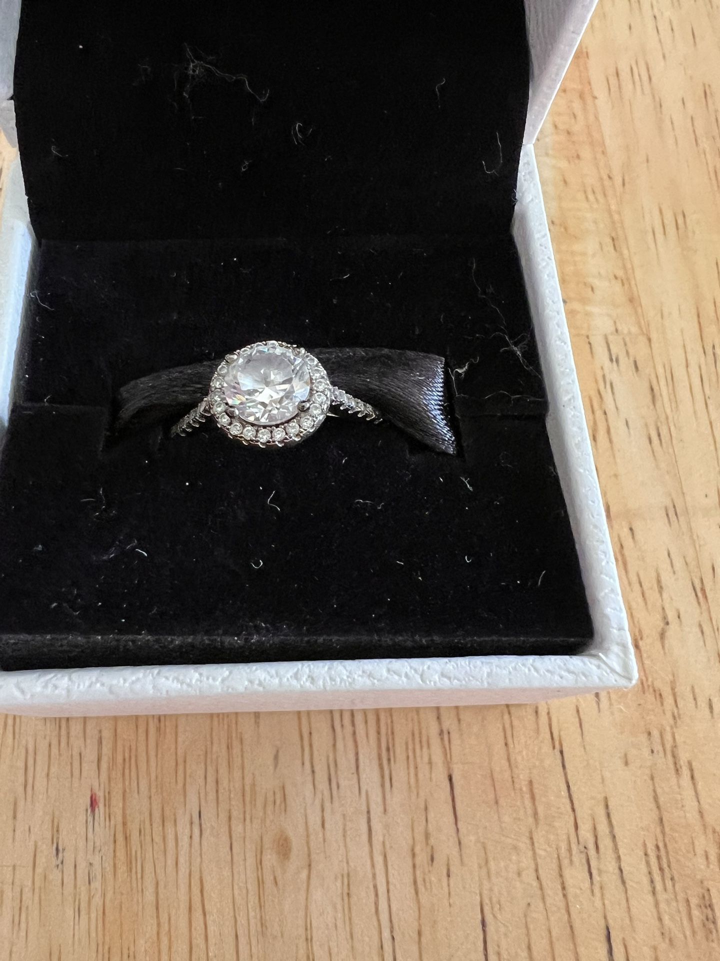 Pandora Ring Size 7 1/2