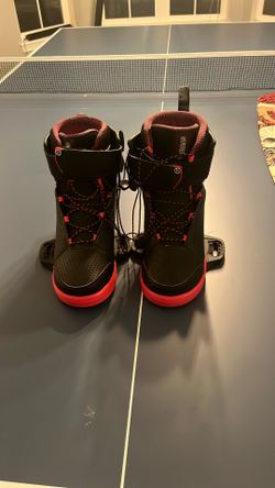 Hyperlight Riot Wake Boots