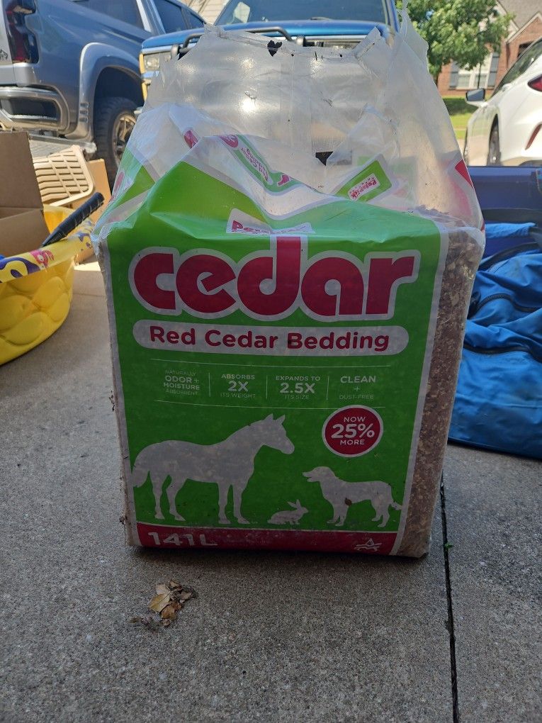 Cedar Bedding - FREE