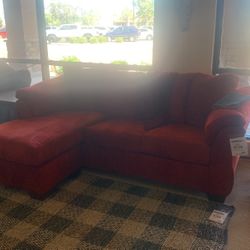 Small Sectional With Reversible Chaise 