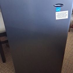 Danby Mini Fridge 