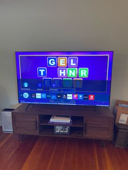 65” SAMSUNG 4K Crystal UHD Smart TV