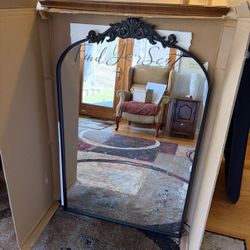 Arched Mirror 26x38