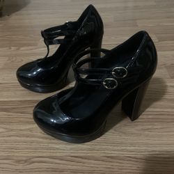 cute chunky black heels