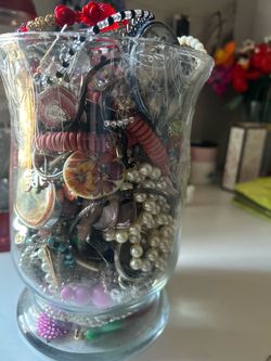 Jewelry jar