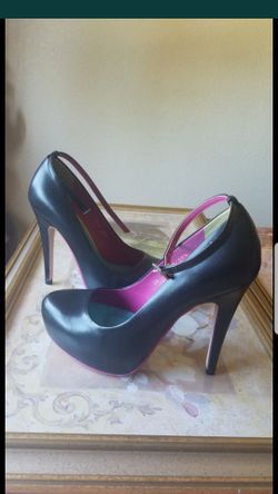 Marca Andrea muy bonitas y comodas talla 7