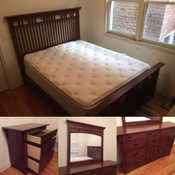 Solid Wood Queen Bedroom Set (Dresser, Mirror, Bed, Nightstand)
