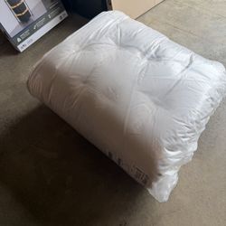 Brand New Unopened Gold Bond Mattress 