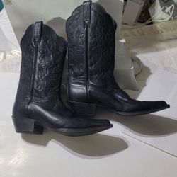 Ariat Black Boots 7.5b