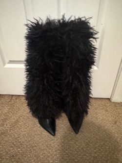 Black Furry Knee-High Pointed Toe Boots