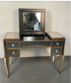 Hollywood Vanity/ Desk