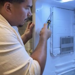 🧊 REFRIGERATOR REPAIR – FAST & RELIABLE SERVICE! 🧊