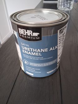 BEHR URETHANE 1 QUART BRAND NEW