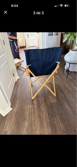 2 Chairs for picnics or for watching outdoor sports.
