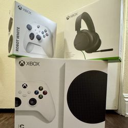 Xbox Series S Bundle