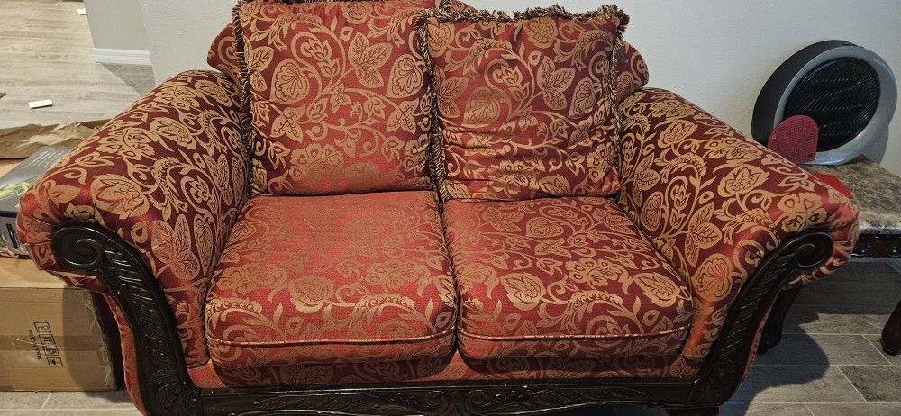 Sofa / Love Seat / Chaise Set