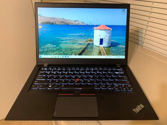 Thinkpad laptop come with charger and gaming mouse