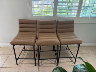 Barstool chairs