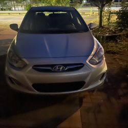 2014 Hyundai Accent