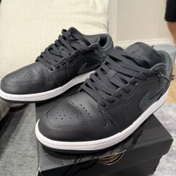Jordan 1 Low Black Elephant