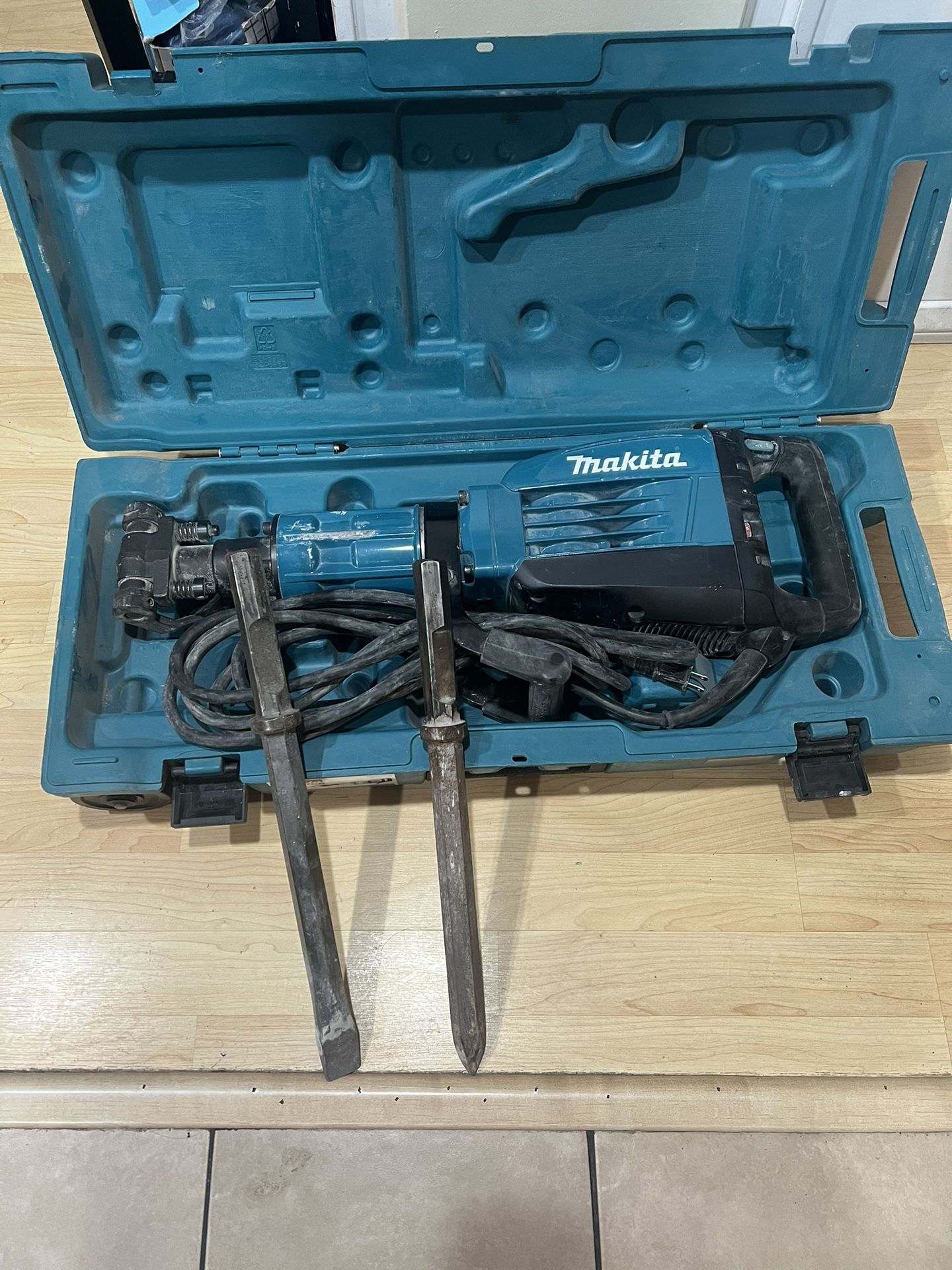 Jack Hummer Makita