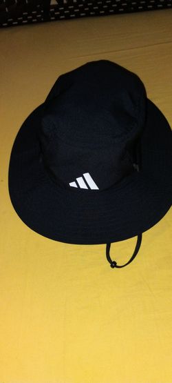 Adidas wide brim bucket hat