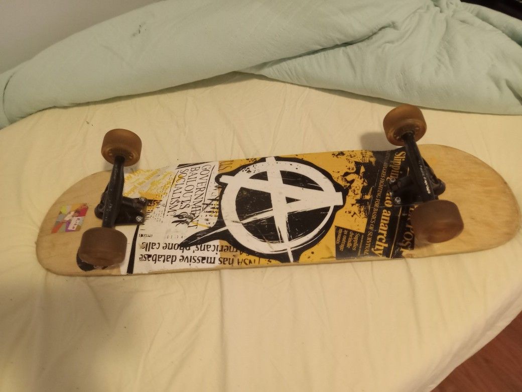 Anarchy Skateboard