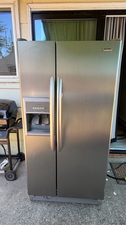 Kenmore refrigerator working perfectly in excellent conditions🧊💦