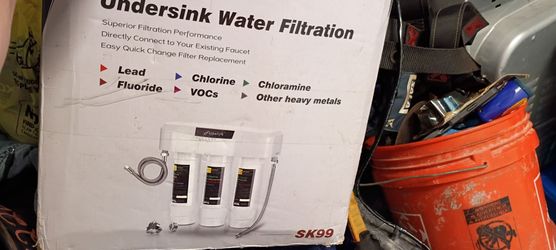 Under sink water filtration