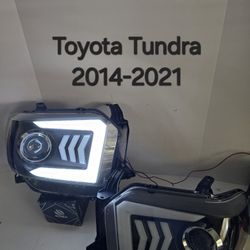 Toyota Tundra 2014-2021 Headlights 