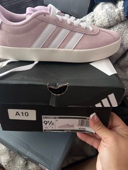 Adidas VL court 3.0 size 9.5